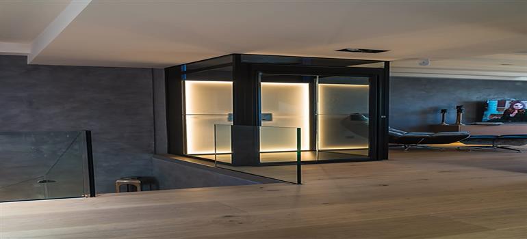 Why Install a Home Elevator in an Existing UAE Villa?